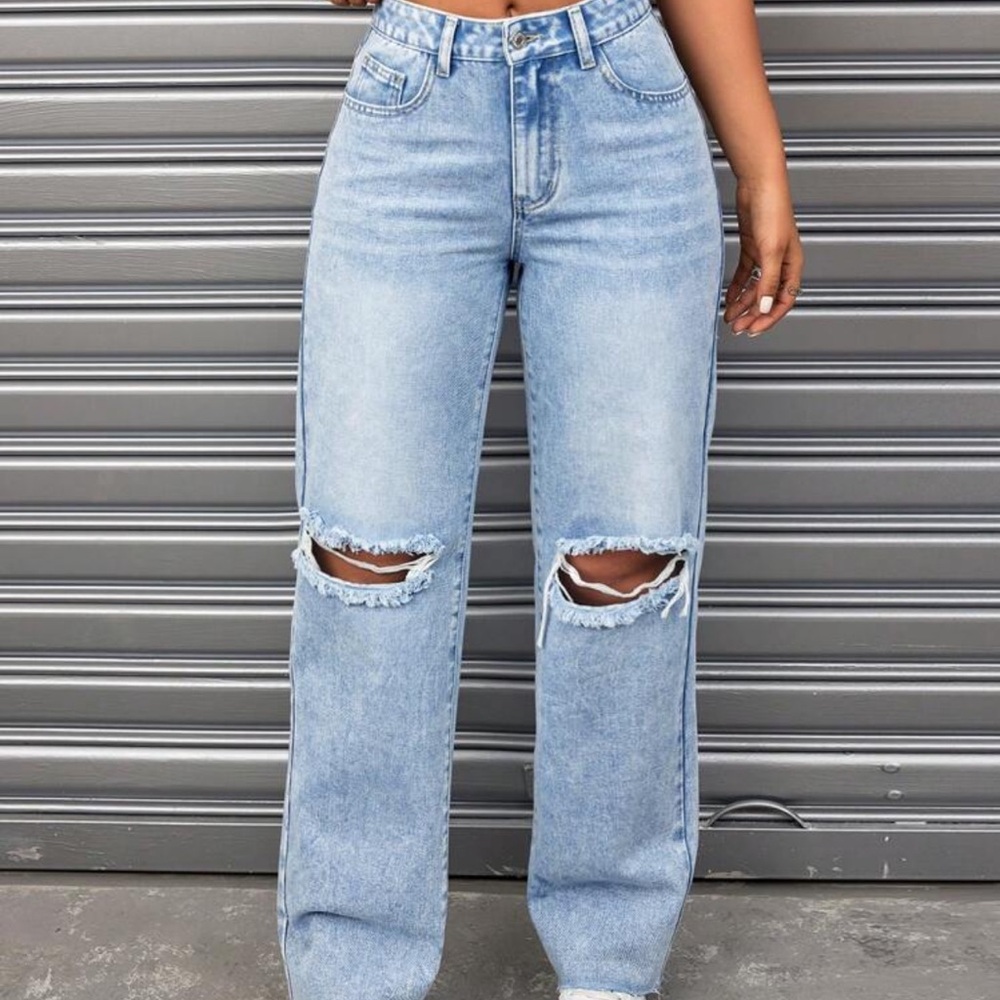SHEIN Light Blue Straight Leg Ripped Jeans